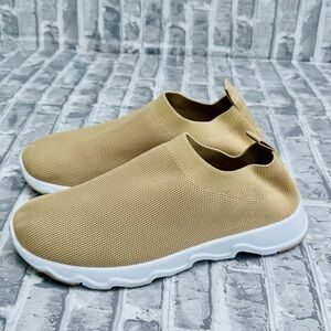 Tommy Bahama mesh slip on shoes